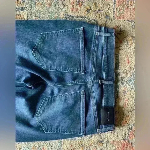 Mid Rise Medium Wash Skyscraper Jeans 10L - Picture 2 of 7